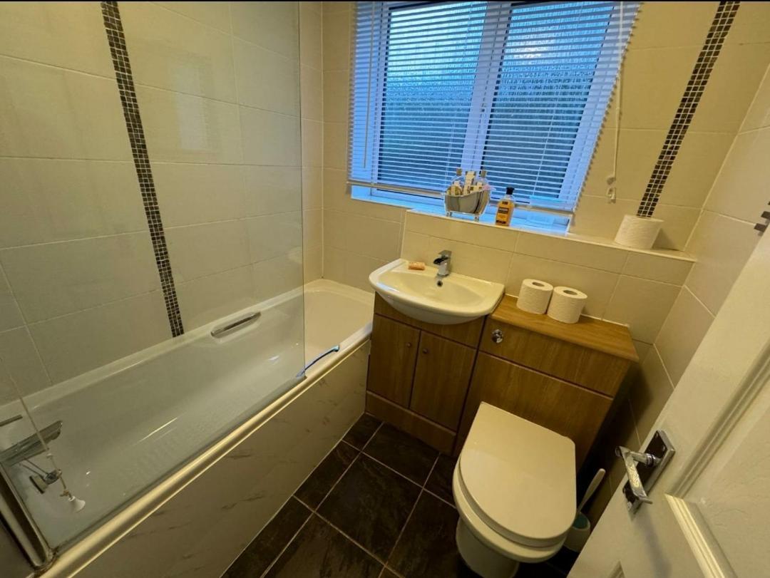 Lovely 2-Bed Apartment In Knowle Solihull Ngoại thất bức ảnh